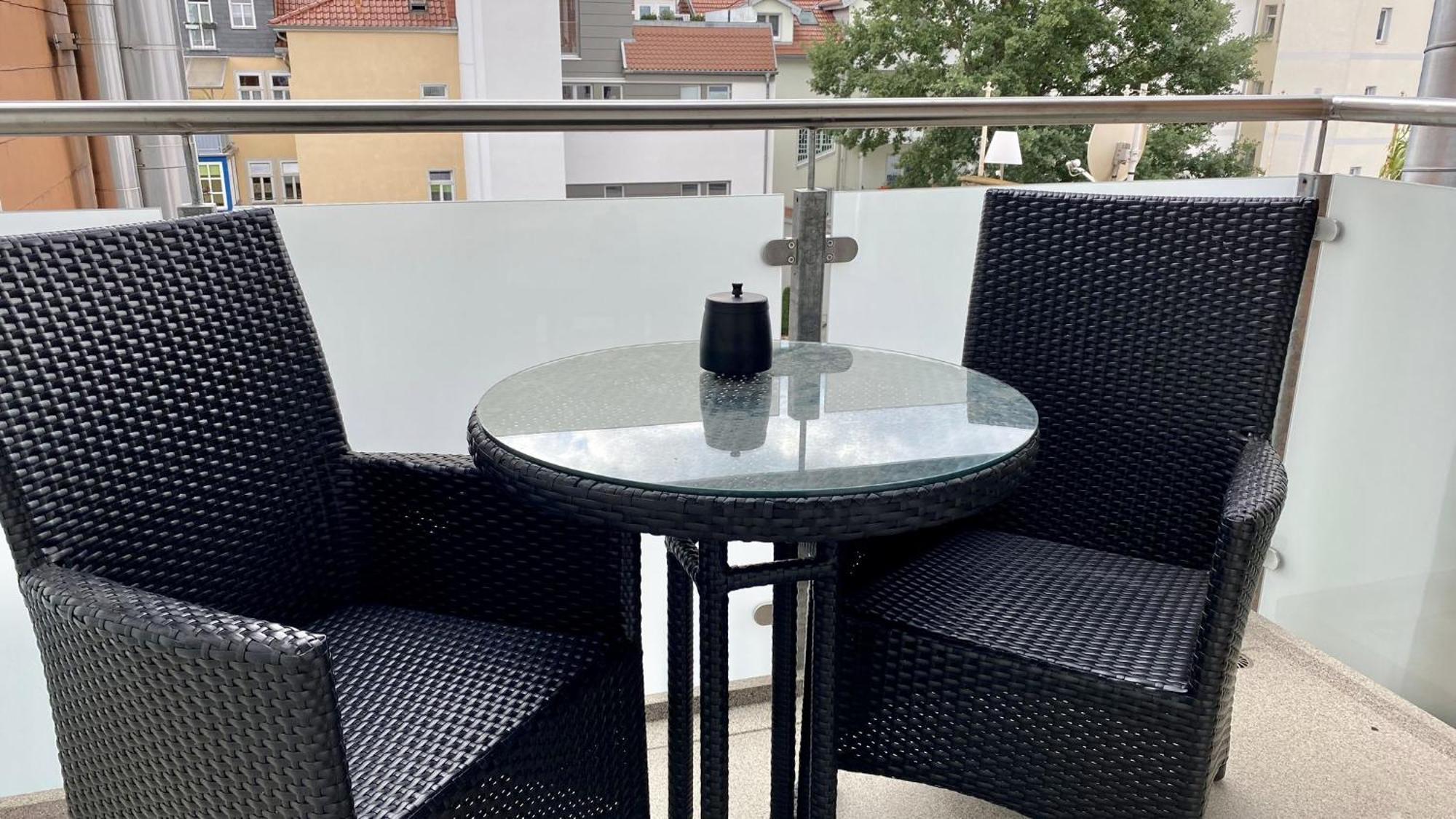Discovair - Eisenach Karl14 - Vollausgestattete Apartments Mit Netflix In Der Fussgaengerzone Номер фото
