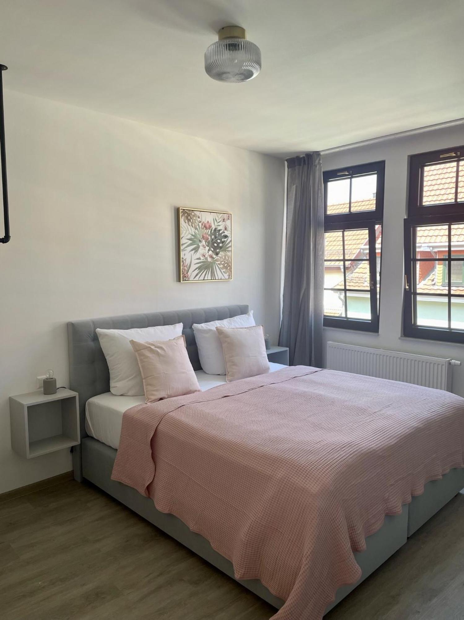 Discovair - Eisenach Karl14 - Vollausgestattete Apartments Mit Netflix In Der Fussgaengerzone Номер фото
